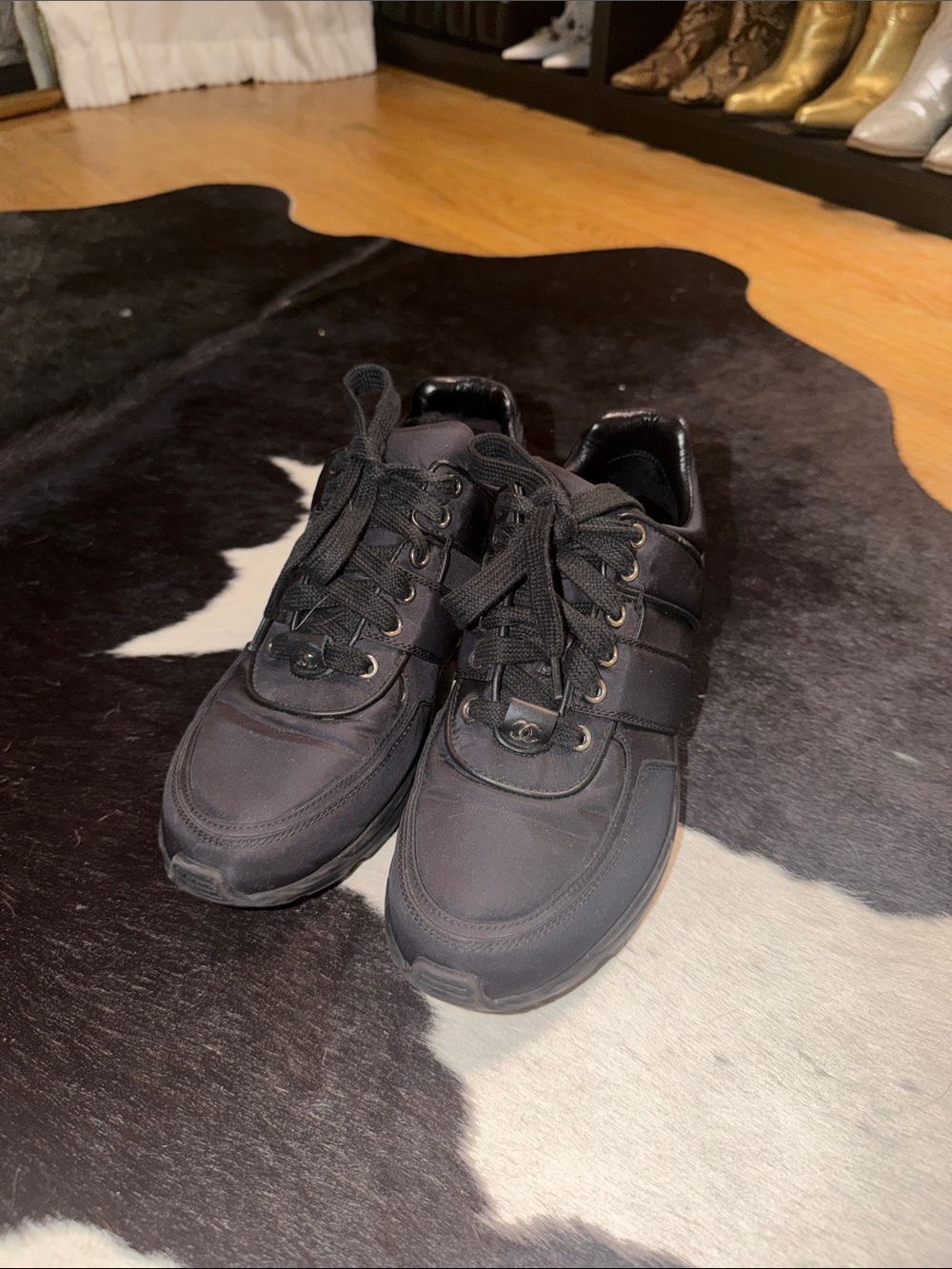 CHANEL 2017 Interlocking CC Logo Athletic Black Nylon with Leather Trim Sneakers - Picture 3 of 11